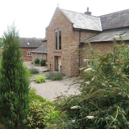 Rock Farm Bed and Breakfast Tarporley Esterno foto