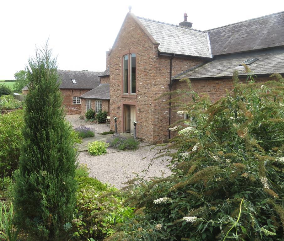 Rock Farm Bed and Breakfast Tarporley Esterno foto